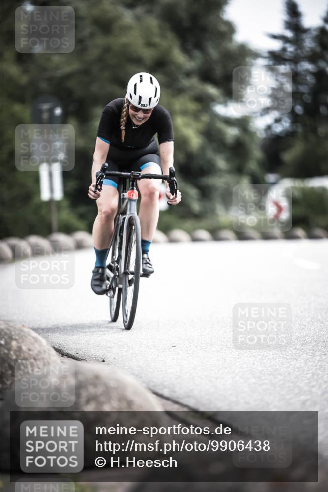 21.06.2026 - 29. Vierlanden-Triathlon H.Heesch http://msf.ph/oto/9906438 21.06.2026 11:41:07 Radfahren 853 meine-sportfotos.de