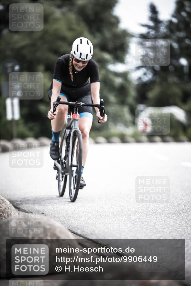 21.06.2026 - 29. Vierlanden-Triathlon H.Heesch http://msf.ph/oto/9906449 21.06.2026 11:41:07 Radfahren 853 meine-sportfotos.de