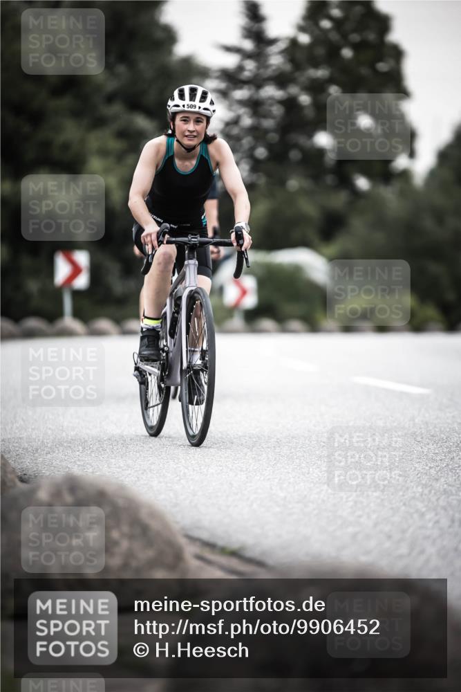 21.06.2026 - 29. Vierlanden-Triathlon H.Heesch http://msf.ph/oto/9906452 21.06.2026 10:24:46 Radfahren 178, 509, 562 meine-sportfotos.de
