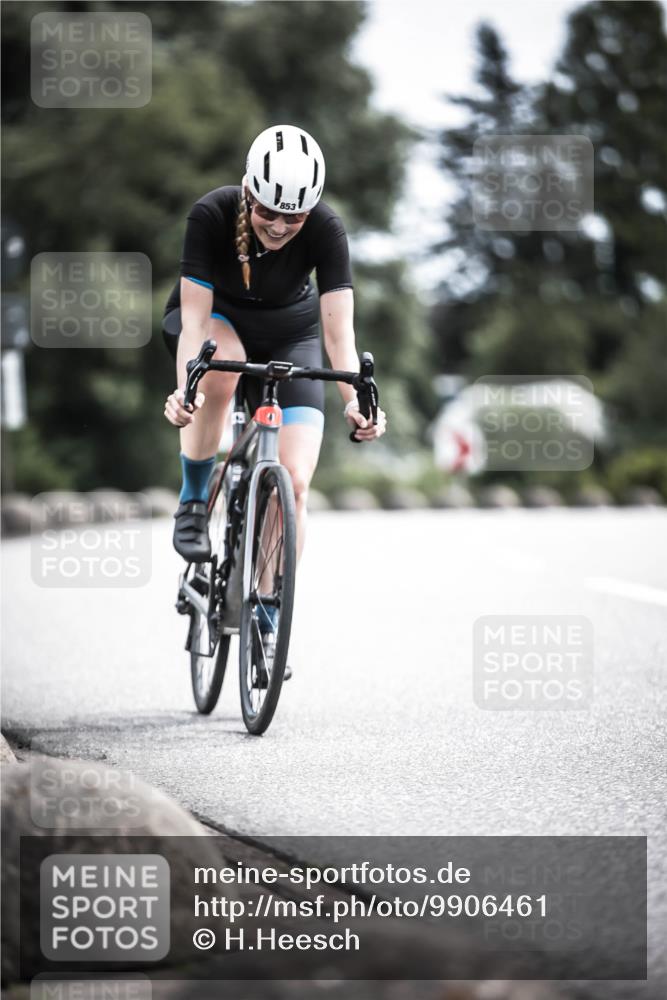 21.06.2026 - 29. Vierlanden-Triathlon H.Heesch http://msf.ph/oto/9906461 21.06.2026 11:41:07 Radfahren 853 meine-sportfotos.de