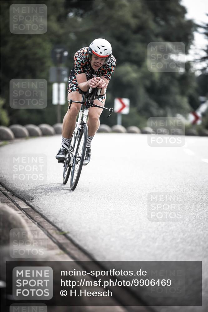 21.06.2026 - 29. Vierlanden-Triathlon H.Heesch http://msf.ph/oto/9906469 21.06.2026 09:20:01 Radfahren 32, 298 meine-sportfotos.de