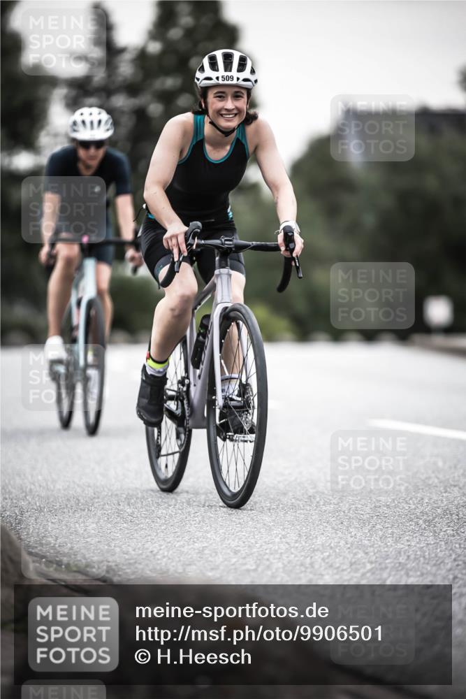 21.06.2026 - 29. Vierlanden-Triathlon H.Heesch http://msf.ph/oto/9906501 21.06.2026 10:24:46 Radfahren 178, 509, 562 meine-sportfotos.de