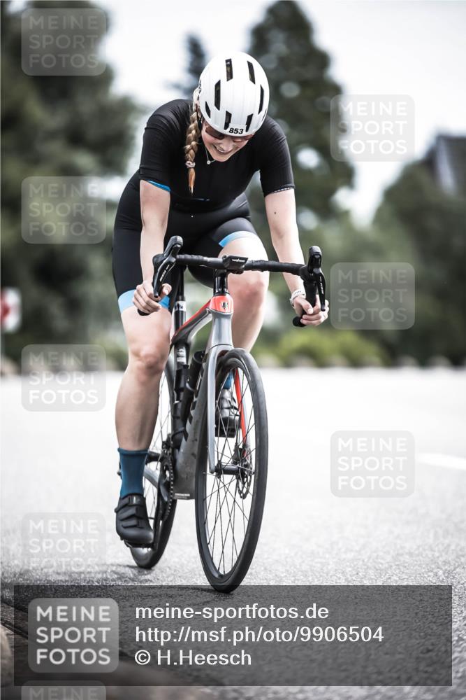 21.06.2026 - 29. Vierlanden-Triathlon H.Heesch http://msf.ph/oto/9906504 21.06.2026 11:41:07 Radfahren 853 meine-sportfotos.de