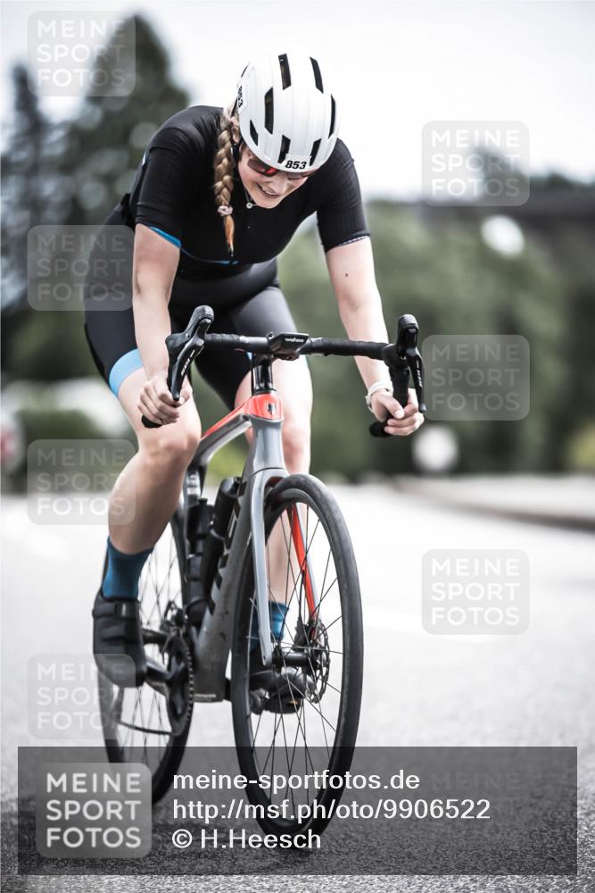21.06.2026 - 29. Vierlanden-Triathlon H.Heesch http://msf.ph/oto/9906522 21.06.2026 11:41:08 Radfahren 853 meine-sportfotos.de