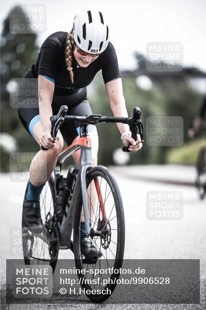 21.06.2026 - 29. Vierlanden-Triathlon H.Heesch http://msf.ph/oto/9906528 21.06.2026 11:41:08 Radfahren 853 meine-sportfotos.de