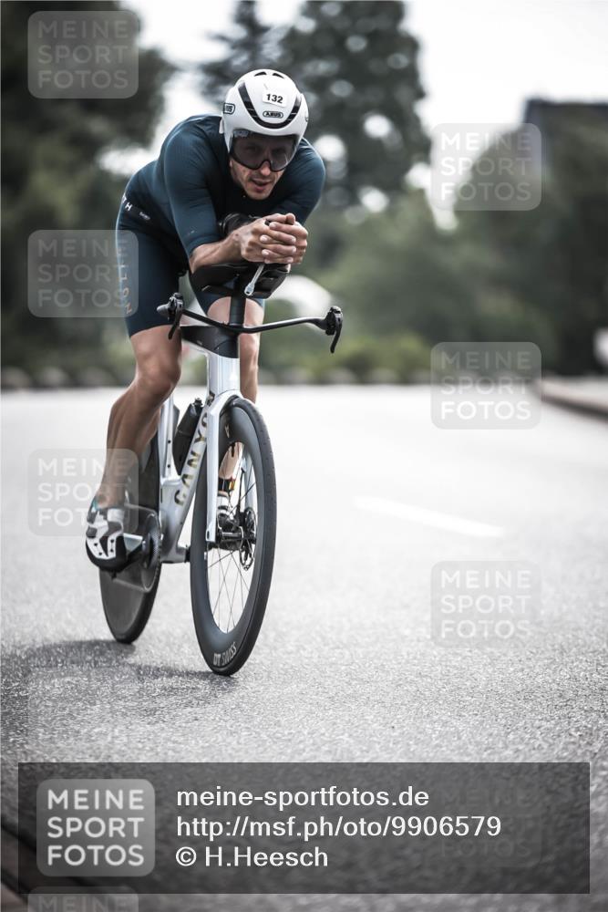 21.06.2026 - 29. Vierlanden-Triathlon H.Heesch http://msf.ph/oto/9906579 21.06.2026 09:20:24 Radfahren 132 meine-sportfotos.de
