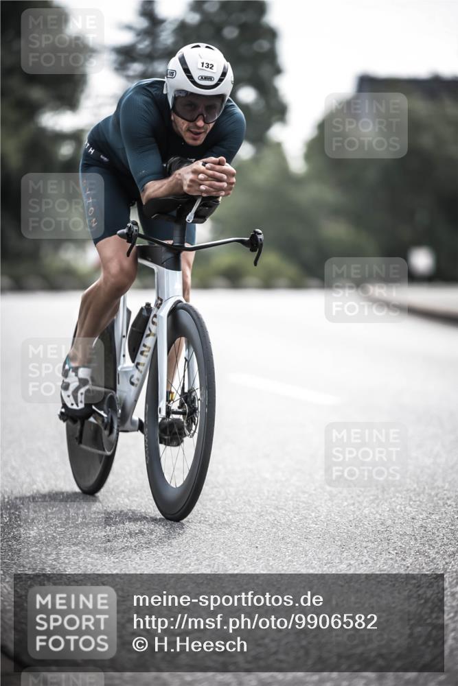 21.06.2026 - 29. Vierlanden-Triathlon H.Heesch http://msf.ph/oto/9906582 21.06.2026 09:20:24 Radfahren 132 meine-sportfotos.de