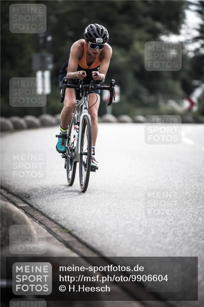 21.06.2026 - 29. Vierlanden-Triathlon H.Heesch http://msf.ph/oto/9906604 21.06.2026 09:20:43 Radfahren 45, 253 meine-sportfotos.de