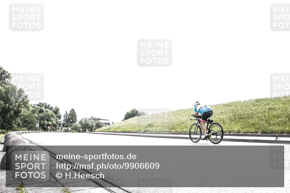 21.06.2026 - 29. Vierlanden-Triathlon H.Heesch http://msf.ph/oto/9906609 21.06.2026 11:35:42 Radfahren  meine-sportfotos.de