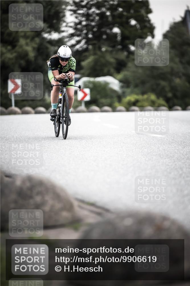 21.06.2026 - 29. Vierlanden-Triathlon H.Heesch http://msf.ph/oto/9906619 21.06.2026 10:25:01 Radfahren 42, 210, 253, 480, 577 meine-sportfotos.de