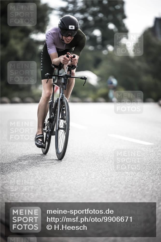 21.06.2026 - 29. Vierlanden-Triathlon H.Heesch http://msf.ph/oto/9906671 21.06.2026 09:20:50 Radfahren 21, 38, 45, 57, 67 meine-sportfotos.de