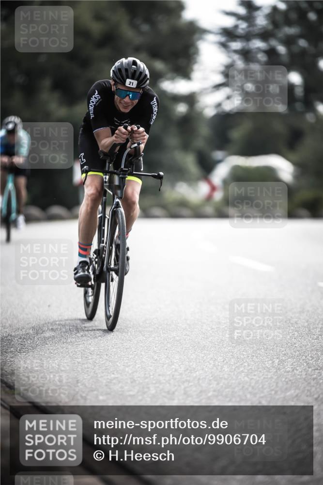 21.06.2026 - 29. Vierlanden-Triathlon H.Heesch http://msf.ph/oto/9906704 21.06.2026 09:20:55 Radfahren 21, 38, 57, 67, 82, 142 meine-sportfotos.de
