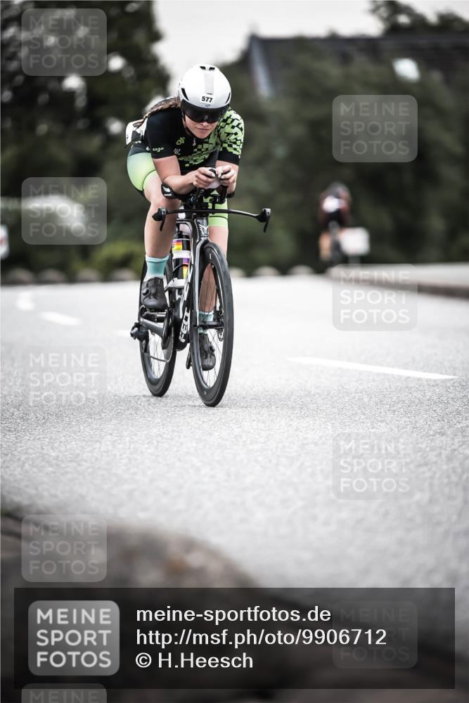 21.06.2026 - 29. Vierlanden-Triathlon H.Heesch http://msf.ph/oto/9906712 21.06.2026 10:25:02 Radfahren 42, 210, 253, 480, 577 meine-sportfotos.de