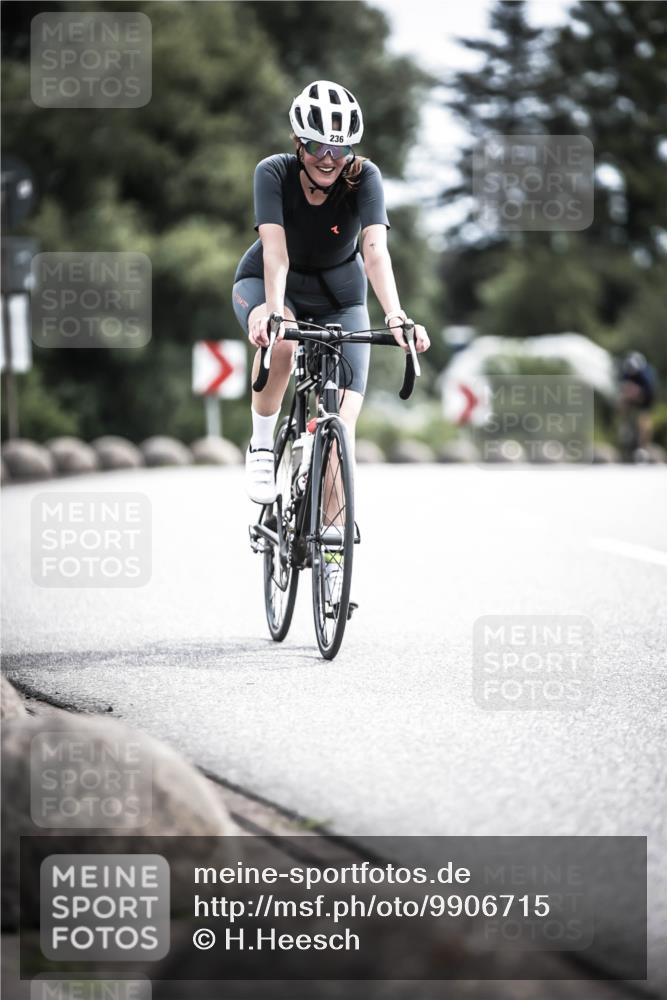 21.06.2026 - 29. Vierlanden-Triathlon H.Heesch http://msf.ph/oto/9906715 21.06.2026 11:41:33 Radfahren 137, 138, 236, 299, 649, 655, 659, 712, 744 meine-sportfotos.de