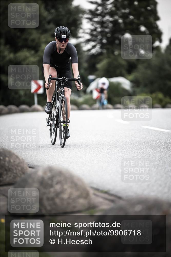 21.06.2026 - 29. Vierlanden-Triathlon H.Heesch http://msf.ph/oto/9906718 21.06.2026 10:25:03 Radfahren 42, 210, 253, 480, 577 meine-sportfotos.de
