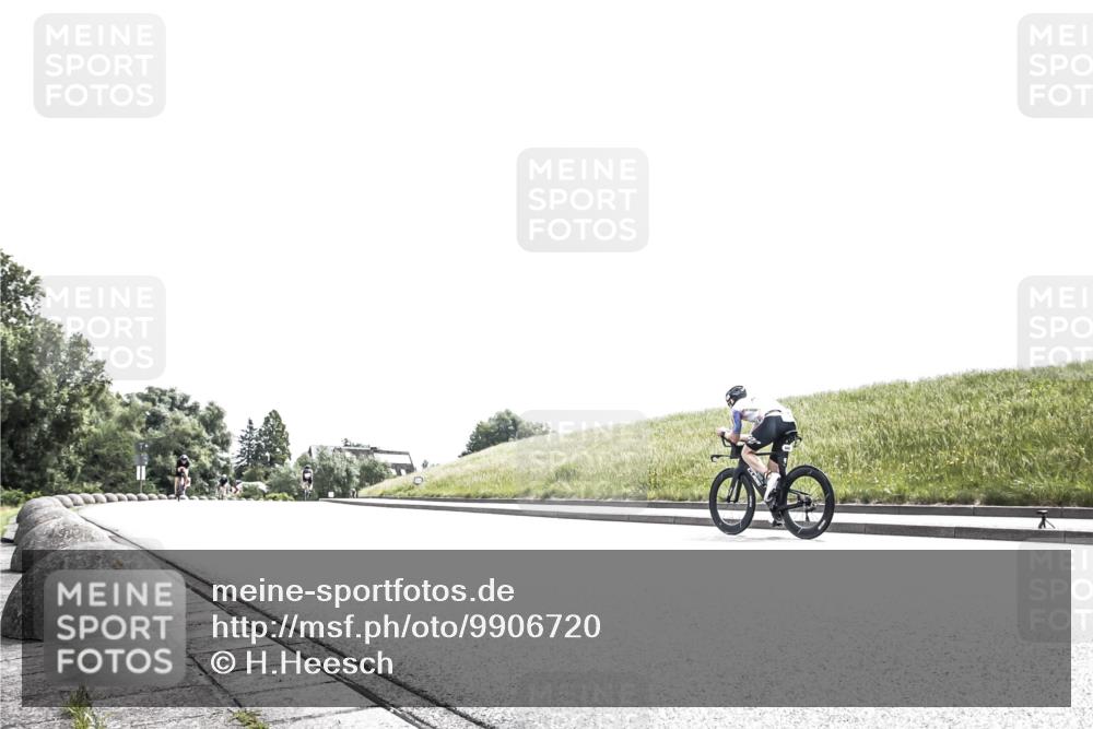 21.06.2026 - 29. Vierlanden-Triathlon H.Heesch http://msf.ph/oto/9906720 21.06.2026 11:37:39 Radfahren 665, 719 meine-sportfotos.de