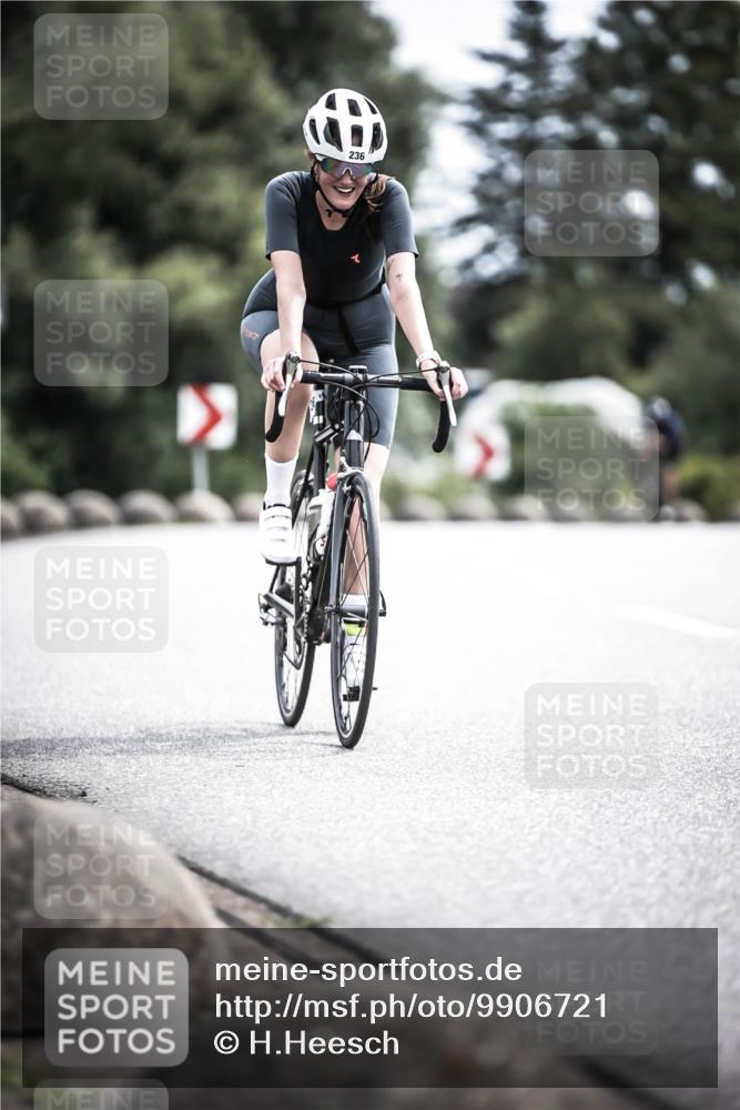 21.06.2026 - 29. Vierlanden-Triathlon H.Heesch http://msf.ph/oto/9906721 21.06.2026 11:41:34 Radfahren 137, 138, 236, 299, 649, 655, 659, 712, 744 meine-sportfotos.de