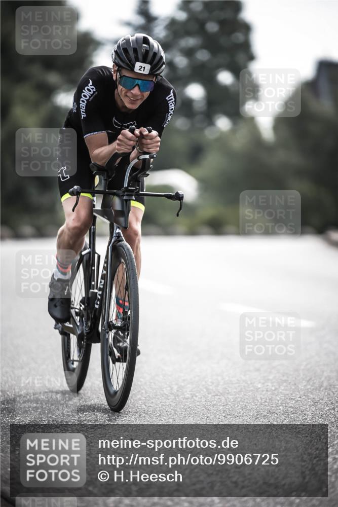 21.06.2026 - 29. Vierlanden-Triathlon H.Heesch http://msf.ph/oto/9906725 21.06.2026 09:20:55 Radfahren 21, 38, 57, 67, 82, 142 meine-sportfotos.de