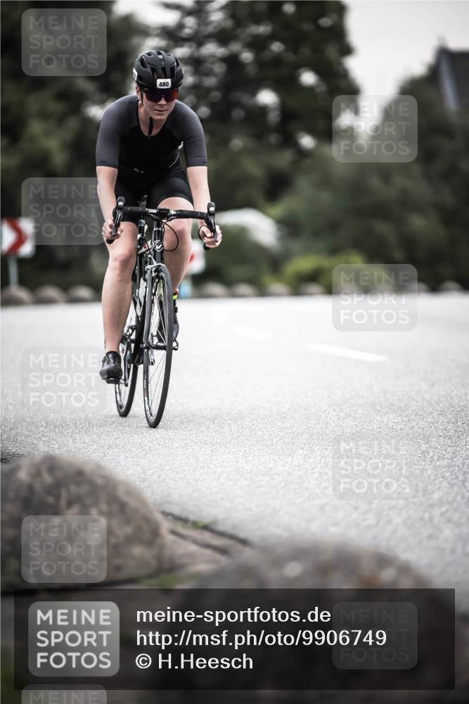 21.06.2026 - 29. Vierlanden-Triathlon H.Heesch http://msf.ph/oto/9906749 21.06.2026 10:25:04 Radfahren 42, 210, 253, 480, 577 meine-sportfotos.de