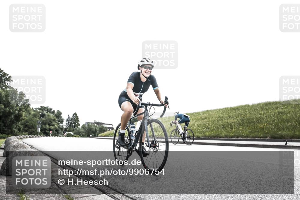 21.06.2026 - 29. Vierlanden-Triathlon H.Heesch http://msf.ph/oto/9906754 21.06.2026 11:40:19 Radfahren 232 meine-sportfotos.de