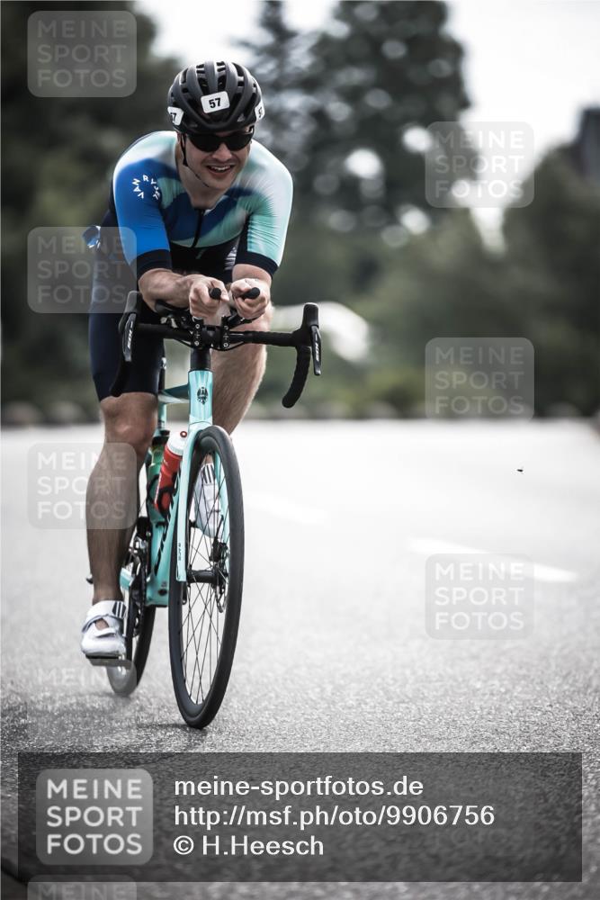 21.06.2026 - 29. Vierlanden-Triathlon H.Heesch http://msf.ph/oto/9906756 21.06.2026 09:20:57 Radfahren 21, 38, 57, 67, 82, 109, 142 meine-sportfotos.de