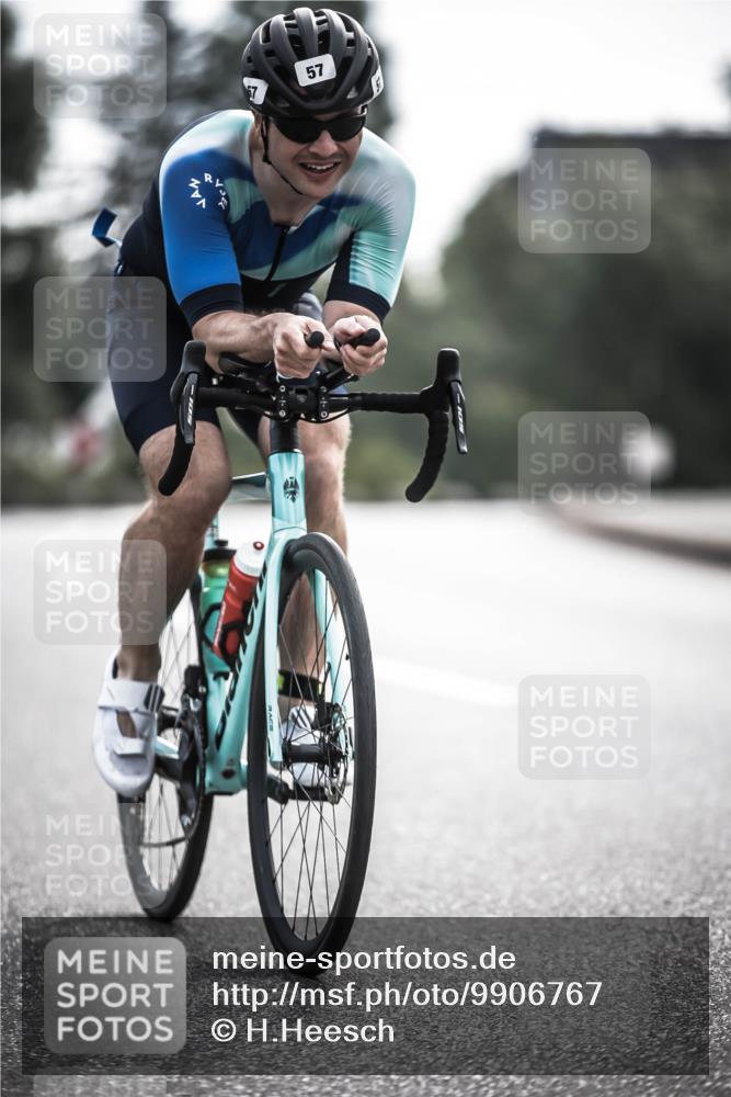 21.06.2026 - 29. Vierlanden-Triathlon H.Heesch http://msf.ph/oto/9906767 21.06.2026 09:20:57 Radfahren 21, 38, 57, 67, 82, 109, 142 meine-sportfotos.de