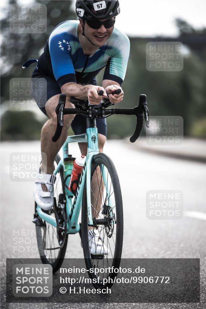 21.06.2026 - 29. Vierlanden-Triathlon H.Heesch http://msf.ph/oto/9906772 21.06.2026 09:20:57 Radfahren 21, 38, 57, 67, 82, 109, 142 meine-sportfotos.de