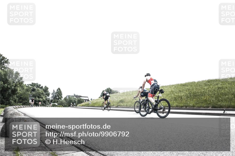 21.06.2026 - 29. Vierlanden-Triathlon H.Heesch http://msf.ph/oto/9906792 21.06.2026 11:40:47 Radfahren 851 meine-sportfotos.de