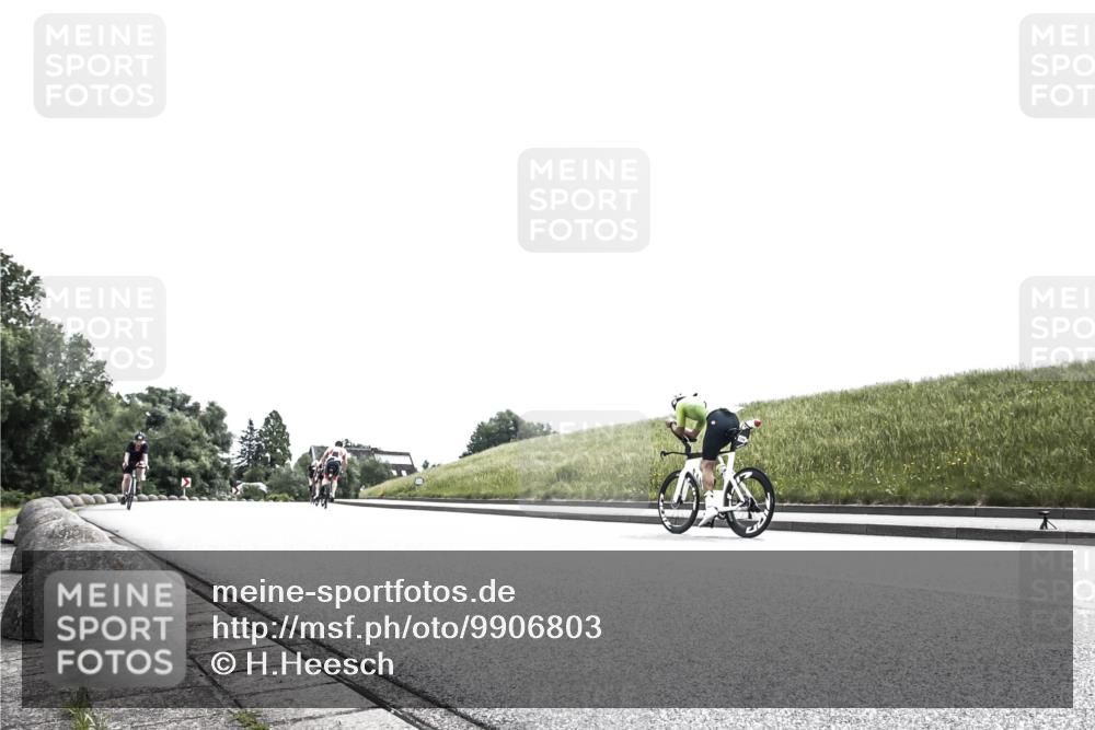 21.06.2026 - 29. Vierlanden-Triathlon H.Heesch http://msf.ph/oto/9906803 21.06.2026 11:40:48 Radfahren 851 meine-sportfotos.de