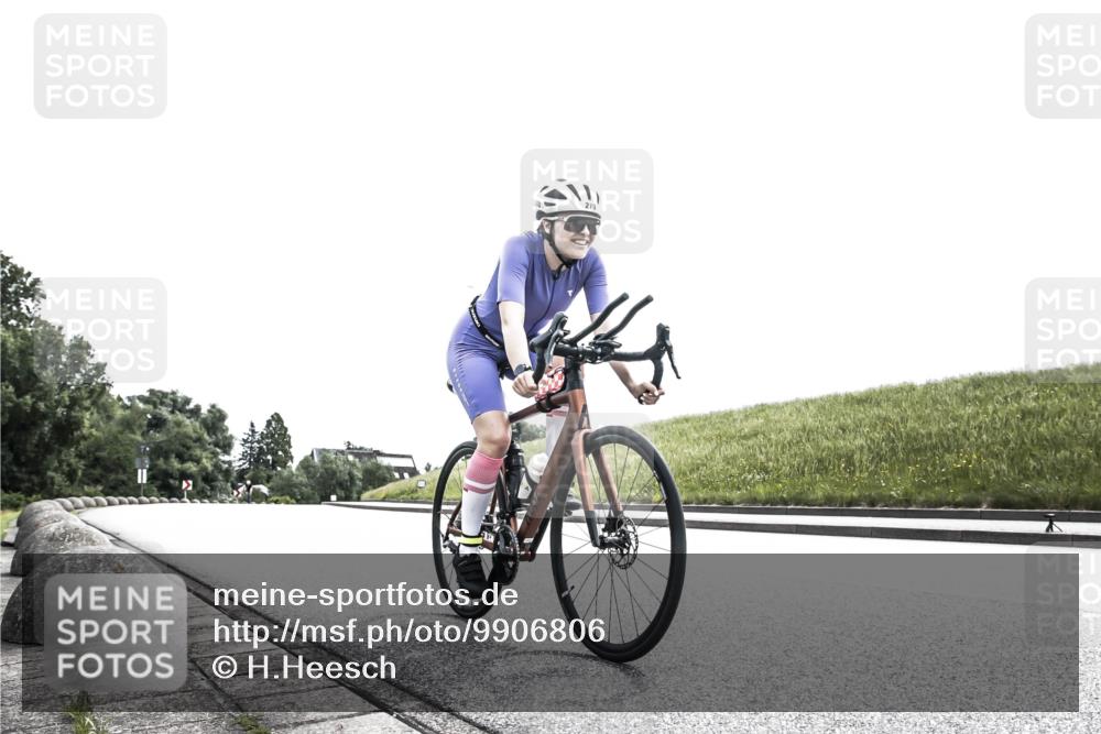 21.06.2026 - 29. Vierlanden-Triathlon H.Heesch http://msf.ph/oto/9906806 21.06.2026 11:41:02 Radfahren 71, 270, 668, 709 meine-sportfotos.de
