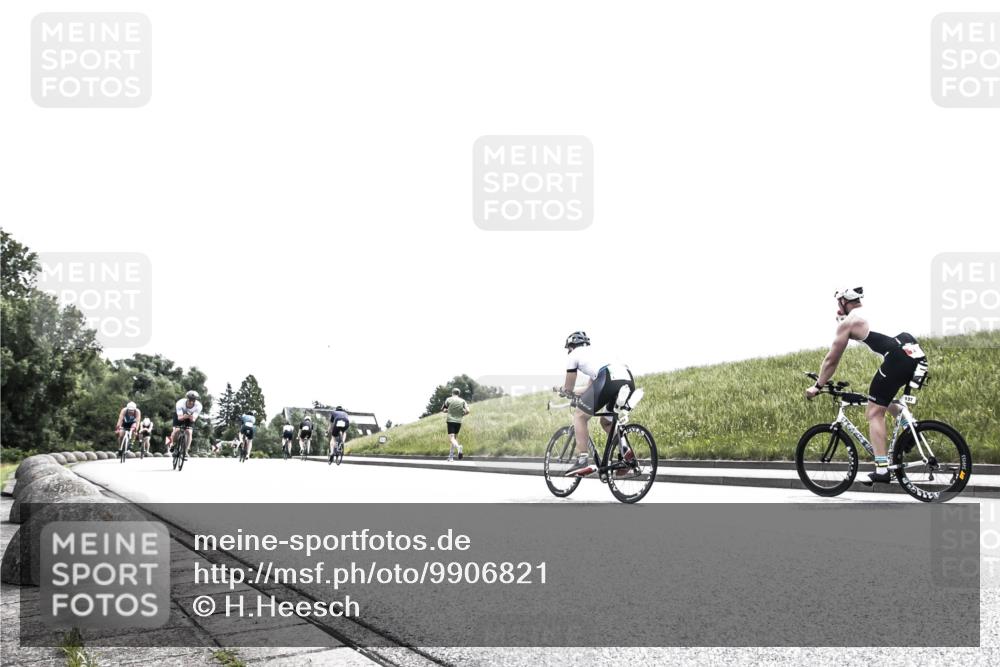 21.06.2026 - 29. Vierlanden-Triathlon H.Heesch http://msf.ph/oto/9906821 21.06.2026 11:41:42 Radfahren 138, 634, 682, 691, 712 meine-sportfotos.de