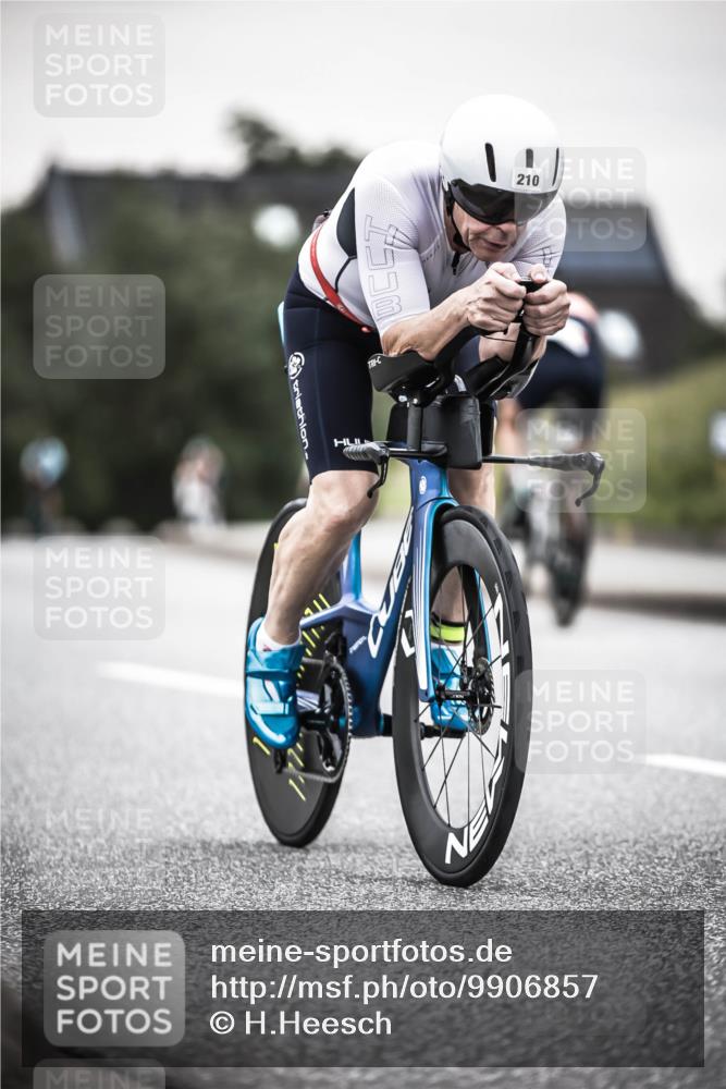 21.06.2026 - 29. Vierlanden-Triathlon H.Heesch http://msf.ph/oto/9906857 21.06.2026 10:25:08 Radfahren 42, 76, 77, 98, 107, 210 meine-sportfotos.de