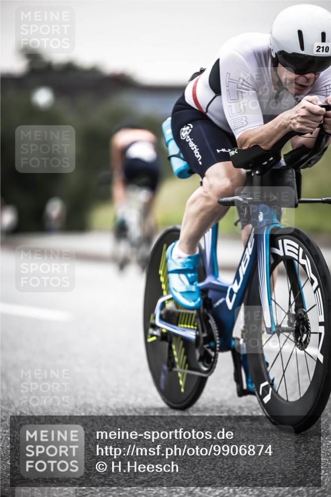 21.06.2026 - 29. Vierlanden-Triathlon H.Heesch http://msf.ph/oto/9906874 21.06.2026 10:25:08 Radfahren 42, 76, 77, 98, 107, 210 meine-sportfotos.de