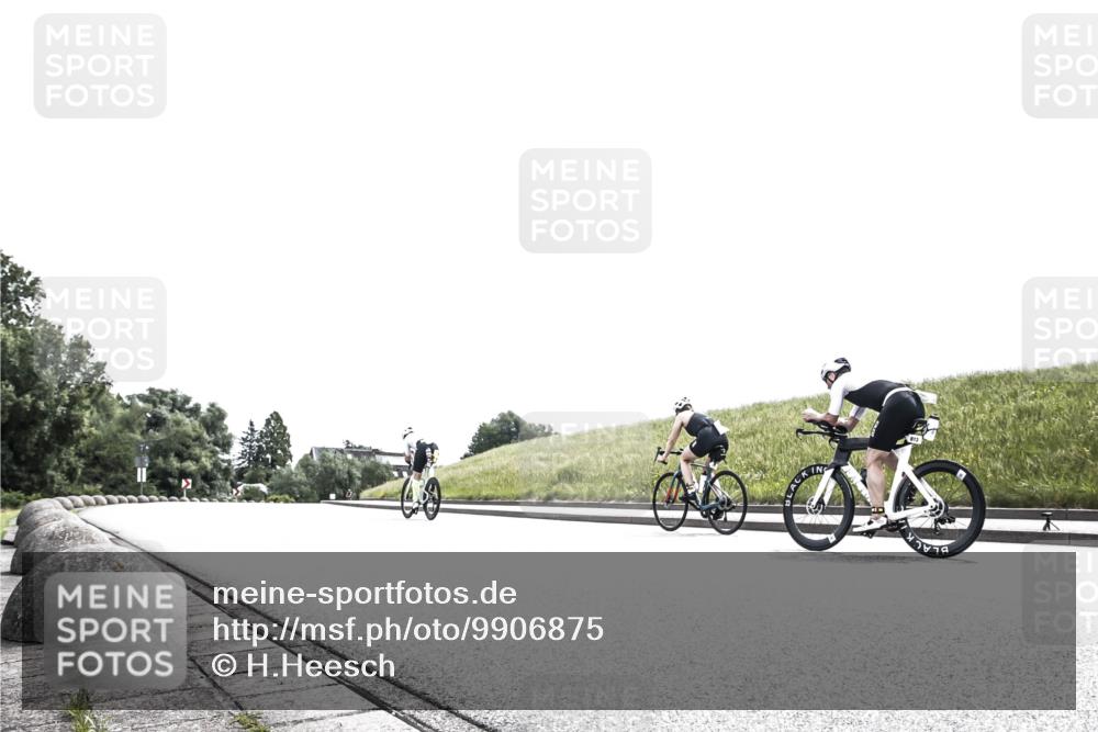 21.06.2026 - 29. Vierlanden-Triathlon H.Heesch http://msf.ph/oto/9906875 21.06.2026 11:45:47 Radfahren 680, 742 meine-sportfotos.de