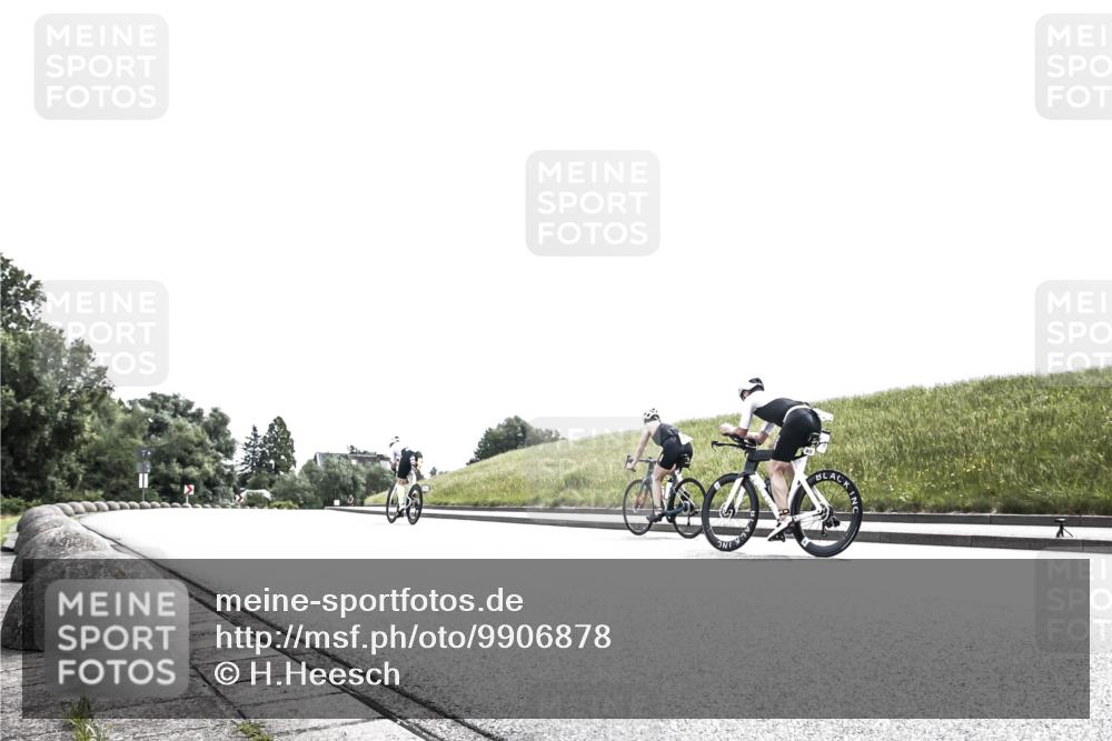 21.06.2026 - 29. Vierlanden-Triathlon H.Heesch http://msf.ph/oto/9906878 21.06.2026 11:45:47 Radfahren 680, 742 meine-sportfotos.de