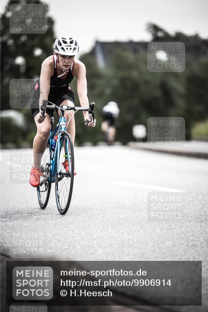 21.06.2026 - 29. Vierlanden-Triathlon H.Heesch http://msf.ph/oto/9906914 21.06.2026 10:25:18 Radfahren 76, 77, 98, 107, 168, 506, 521, 602 meine-sportfotos.de