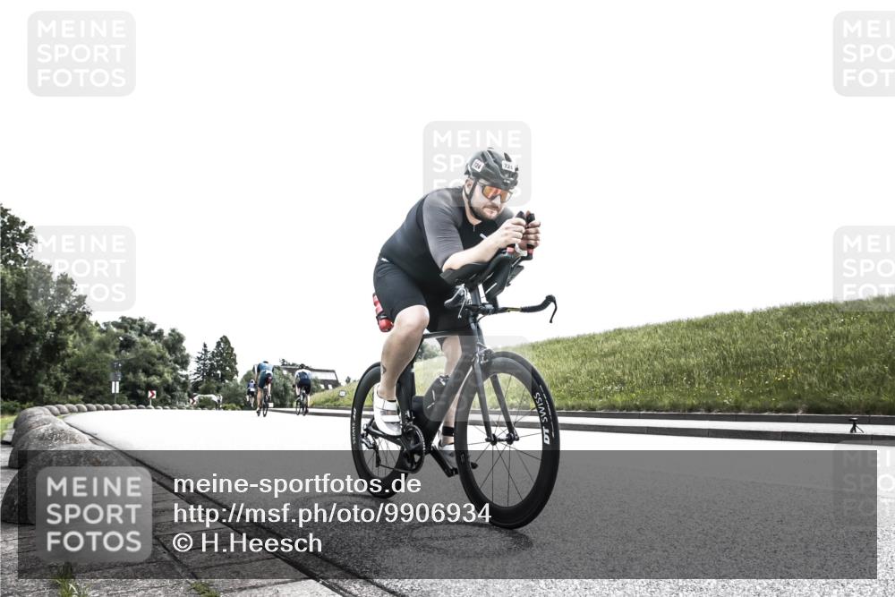 21.06.2026 - 29. Vierlanden-Triathlon H.Heesch http://msf.ph/oto/9906934 21.06.2026 11:46:05 Radfahren 17, 724, 807 meine-sportfotos.de
