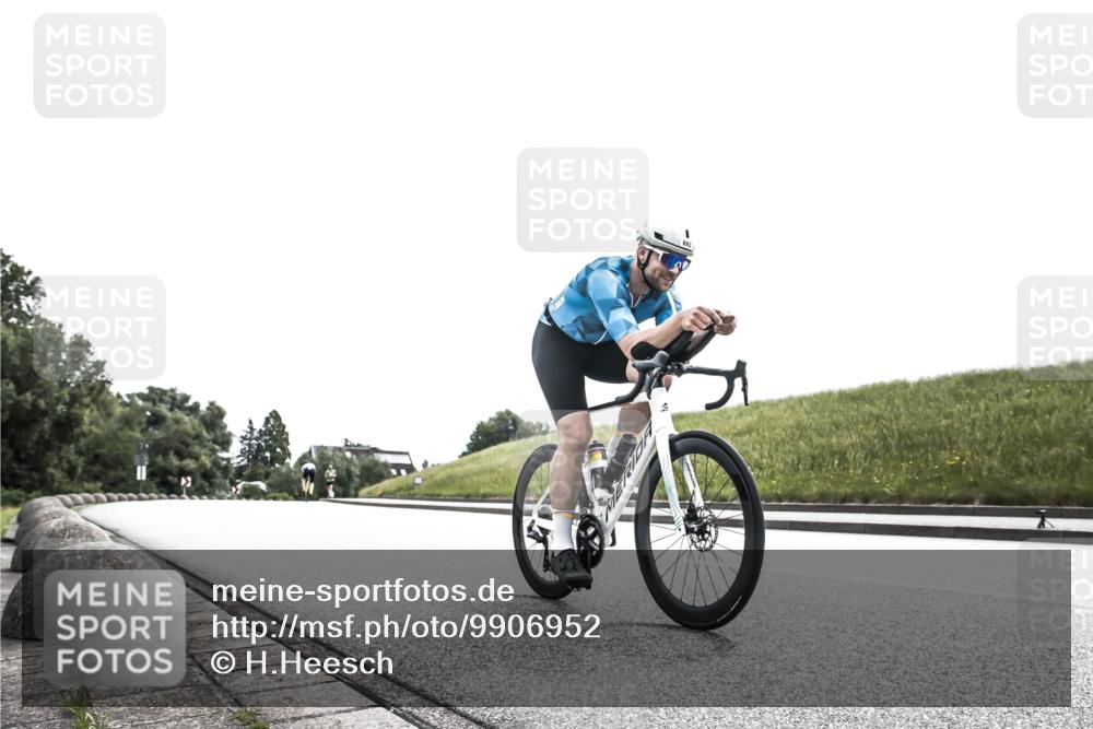 21.06.2026 - 29. Vierlanden-Triathlon H.Heesch http://msf.ph/oto/9906952 21.06.2026 11:46:49 Radfahren 183, 693 meine-sportfotos.de