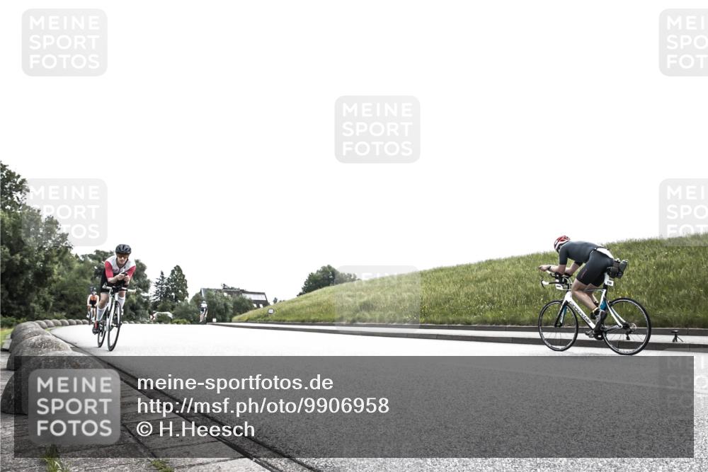 21.06.2026 - 29. Vierlanden-Triathlon H.Heesch http://msf.ph/oto/9906958 21.06.2026 11:47:18 Radfahren 673, 703 meine-sportfotos.de