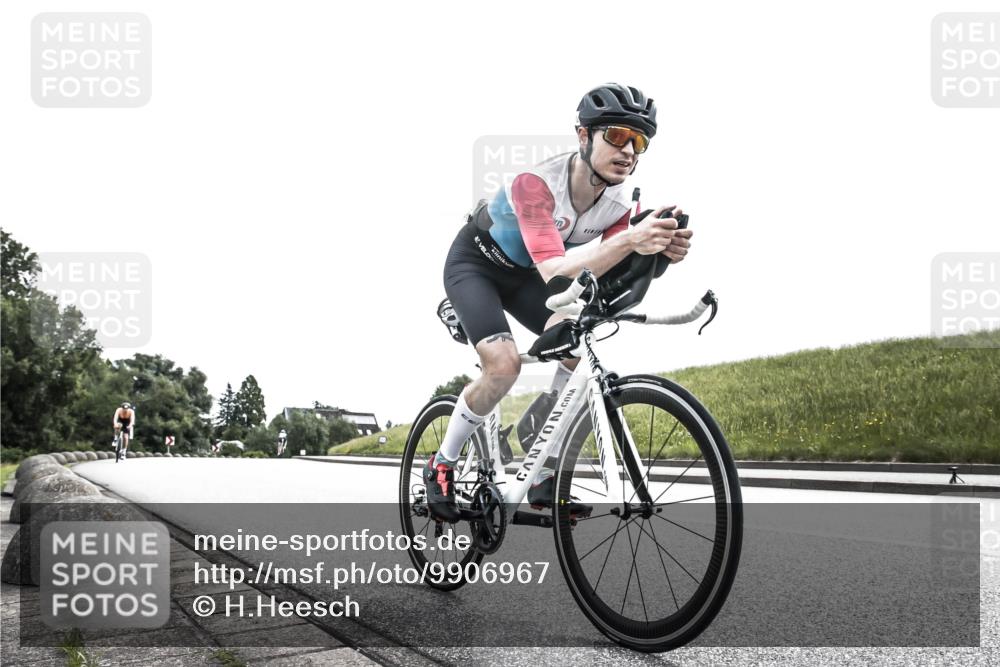 21.06.2026 - 29. Vierlanden-Triathlon H.Heesch http://msf.ph/oto/9906967 21.06.2026 11:47:18 Radfahren 673, 703 meine-sportfotos.de