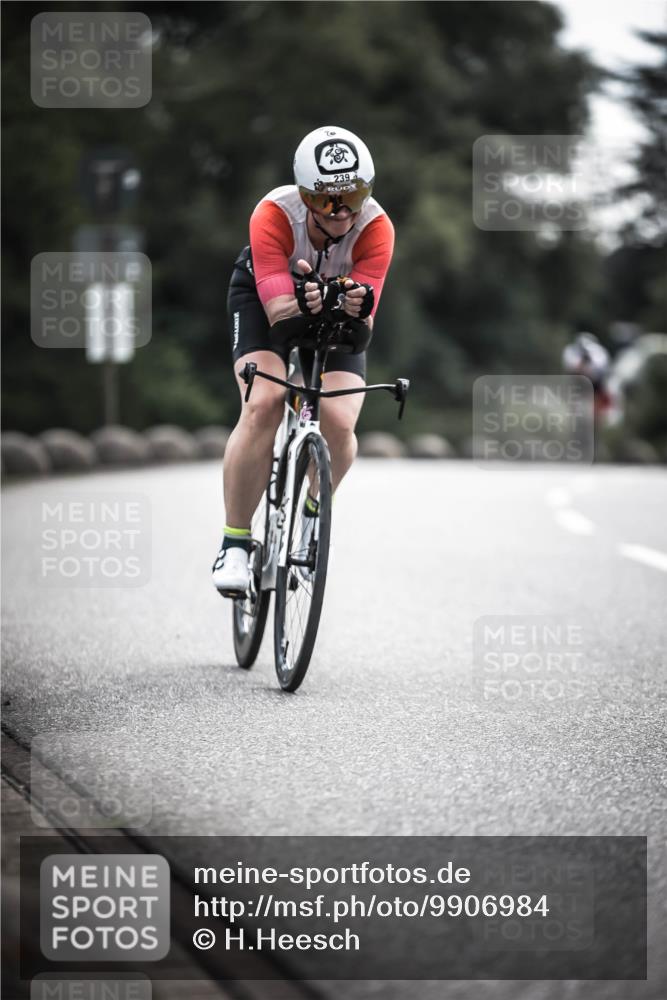 21.06.2026 - 29. Vierlanden-Triathlon H.Heesch http://msf.ph/oto/9906984 21.06.2026 09:21:28 Radfahren 141, 164, 193, 207, 239 meine-sportfotos.de