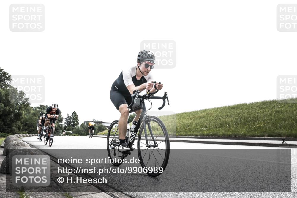 21.06.2026 - 29. Vierlanden-Triathlon H.Heesch http://msf.ph/oto/9906989 21.06.2026 11:48:44 Radfahren 660, 685, 713, 733, 780, 820 meine-sportfotos.de