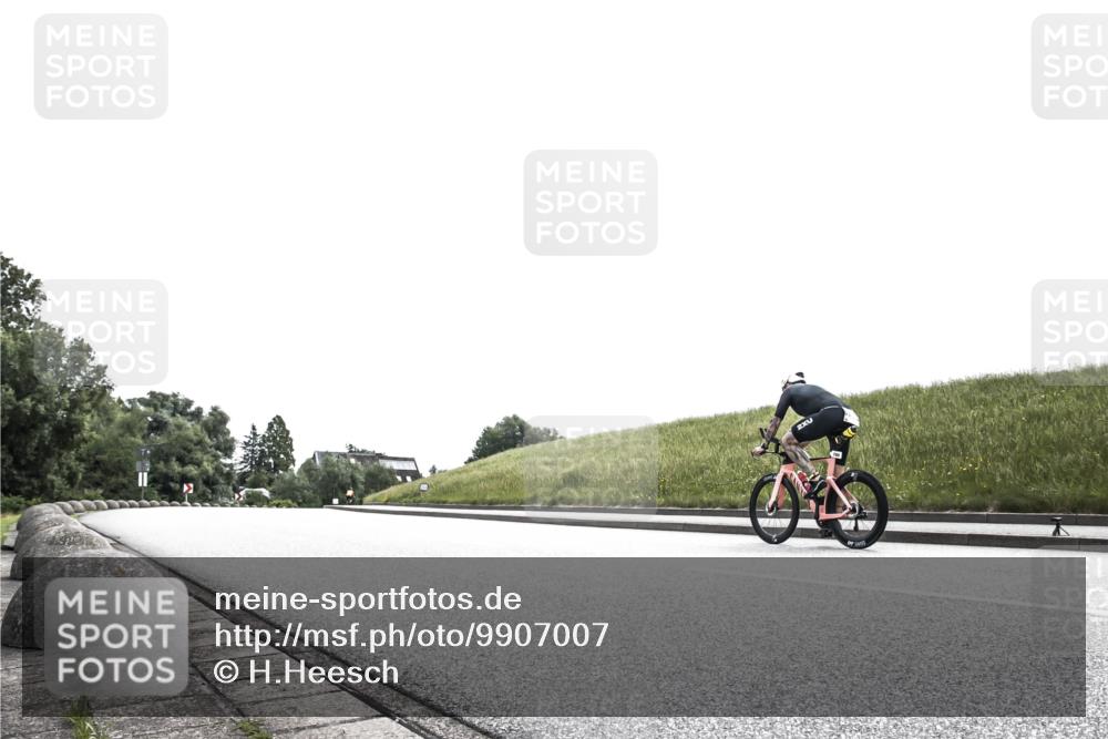 21.06.2026 - 29. Vierlanden-Triathlon H.Heesch http://msf.ph/oto/9907007 21.06.2026 11:48:50 Radfahren 733, 782, 800, 820 meine-sportfotos.de