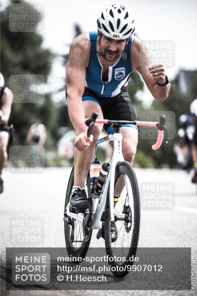 21.06.2026 - 29. Vierlanden-Triathlon H.Heesch http://msf.ph/oto/9907012 21.06.2026 11:41:44 Radfahren 634, 682, 691, 726 meine-sportfotos.de