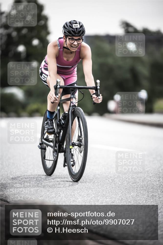 21.06.2026 - 29. Vierlanden-Triathlon H.Heesch http://msf.ph/oto/9907027 21.06.2026 10:25:20 Radfahren 168, 506, 521, 602 meine-sportfotos.de