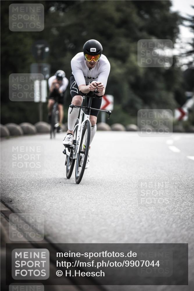 21.06.2026 - 29. Vierlanden-Triathlon H.Heesch http://msf.ph/oto/9907044 21.06.2026 09:21:31 Radfahren 164, 193, 239 meine-sportfotos.de