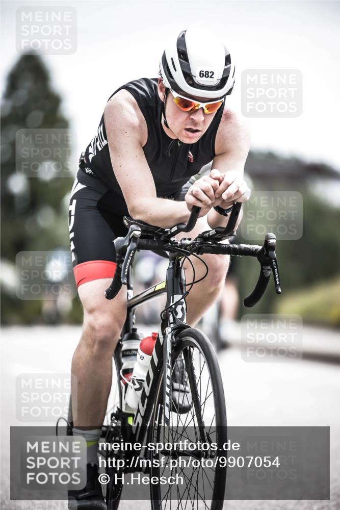 21.06.2026 - 29. Vierlanden-Triathlon H.Heesch http://msf.ph/oto/9907054 21.06.2026 11:41:45 Radfahren 634, 674, 682, 691, 726 meine-sportfotos.de