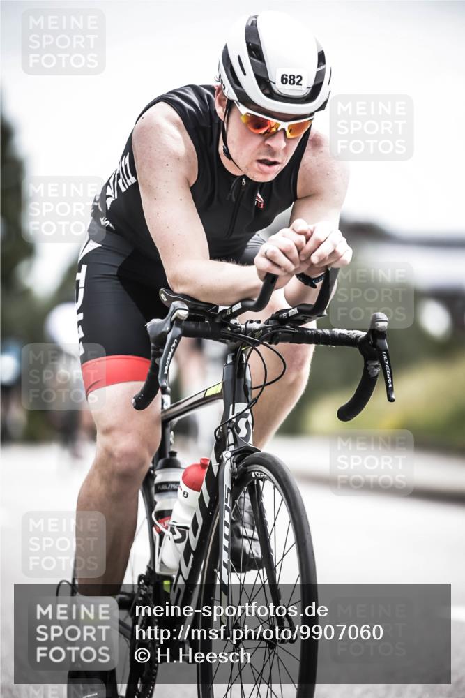 21.06.2026 - 29. Vierlanden-Triathlon H.Heesch http://msf.ph/oto/9907060 21.06.2026 11:41:45 Radfahren 634, 674, 682, 691, 726 meine-sportfotos.de