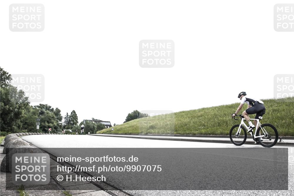 21.06.2026 - 29. Vierlanden-Triathlon H.Heesch http://msf.ph/oto/9907075 21.06.2026 11:49:52 Radfahren 630 meine-sportfotos.de