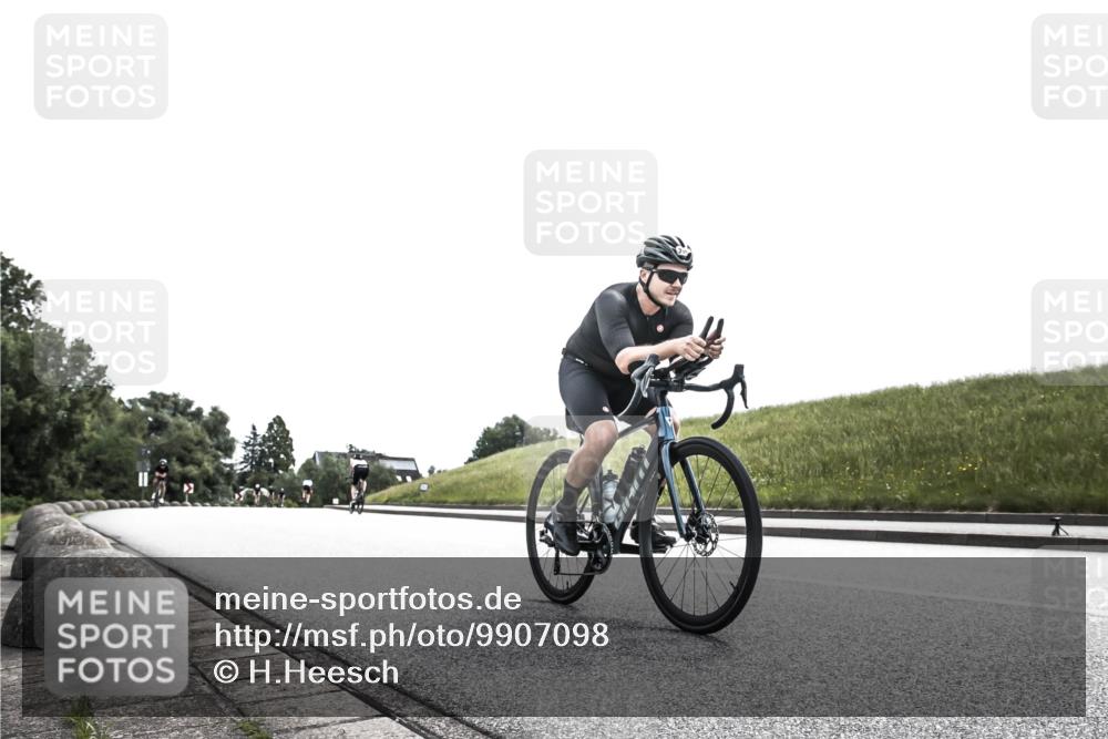 21.06.2026 - 29. Vierlanden-Triathlon H.Heesch http://msf.ph/oto/9907098 21.06.2026 11:50:22 Radfahren 636, 655, 709, 770 meine-sportfotos.de